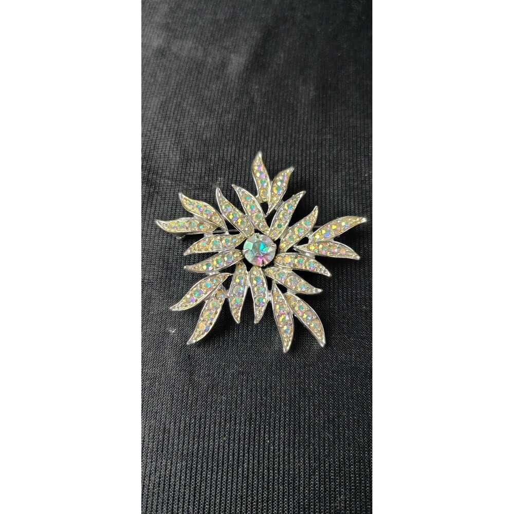 Vintage 1960's Sarah Coventry Aurora Blaze Brooch  Borealis Iridescent Star Snow